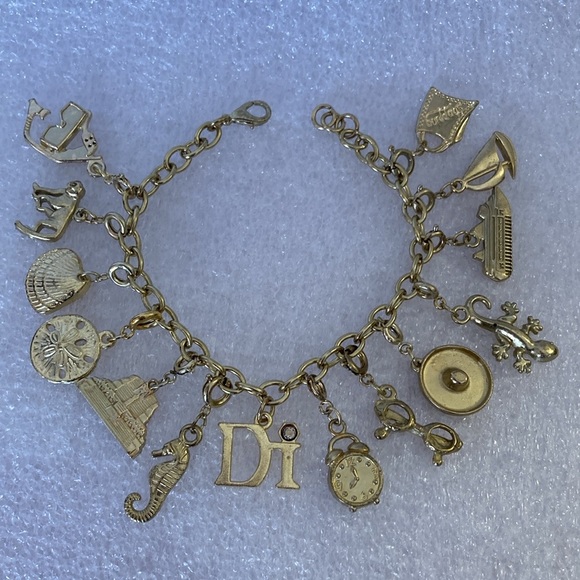 NWOT - Grand Turk - Diamonds International Hanging Seashell Charm - Picture 3 of 9